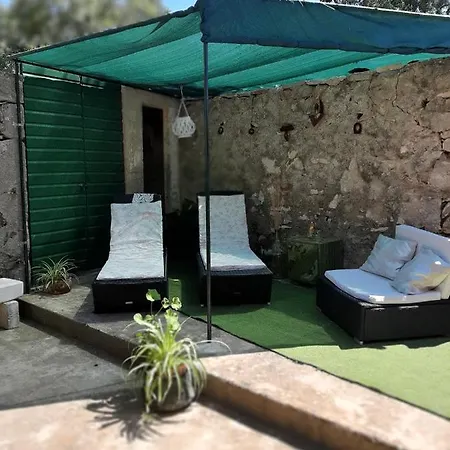 Stari Dvori * Poljica (Hvar)